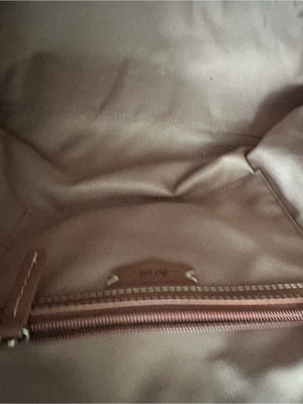 Los Feliz Large Tote
The Sak Navy Leather Shoulder Bag with Brown Leather Handle - Picture 5 of 8